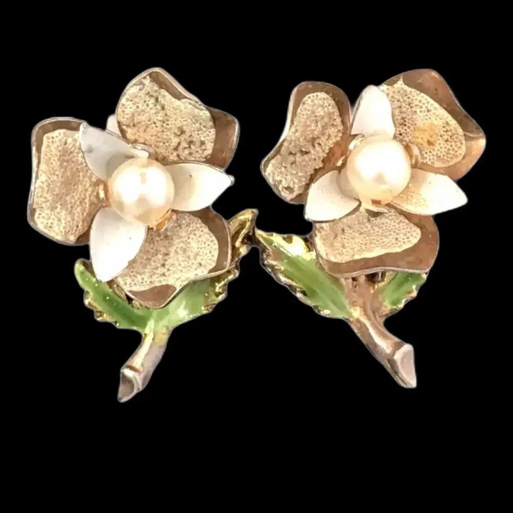 Vintage 1950s Floral Clip Earrings Gold Tone Pearl Enamel Mid Century - 1F